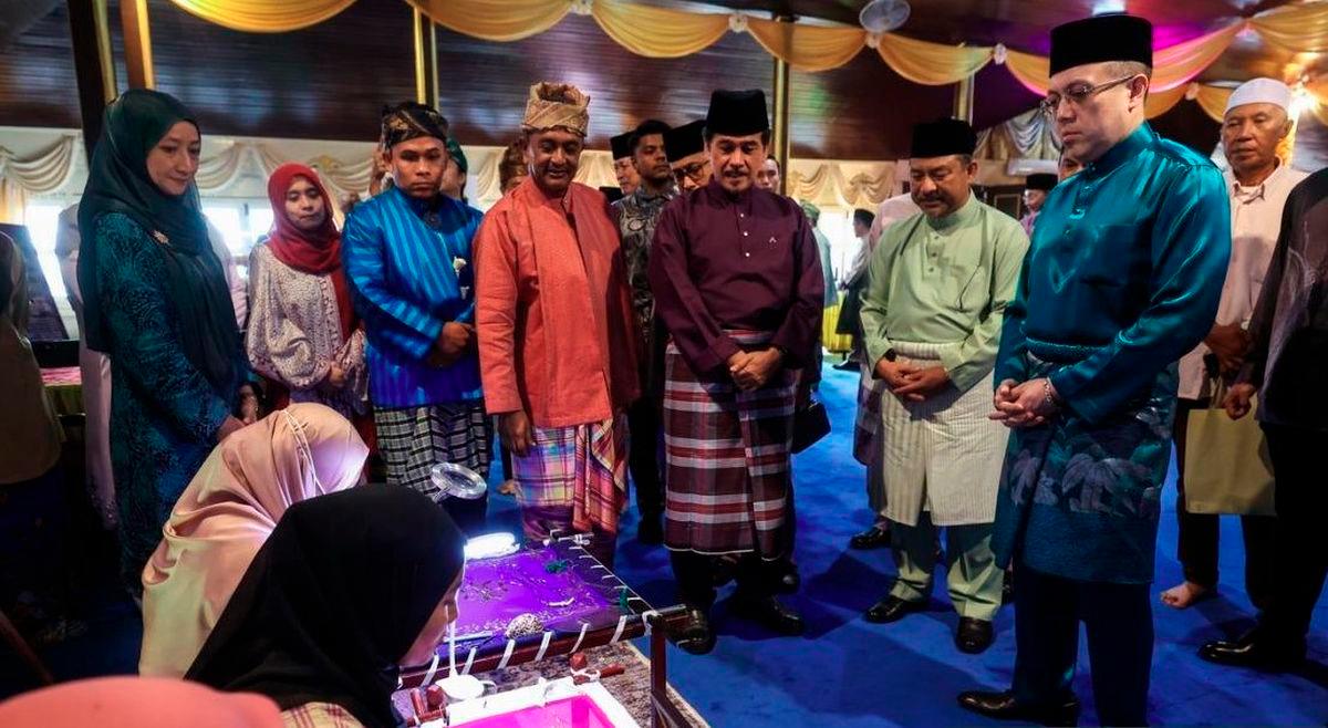via BERNAMA