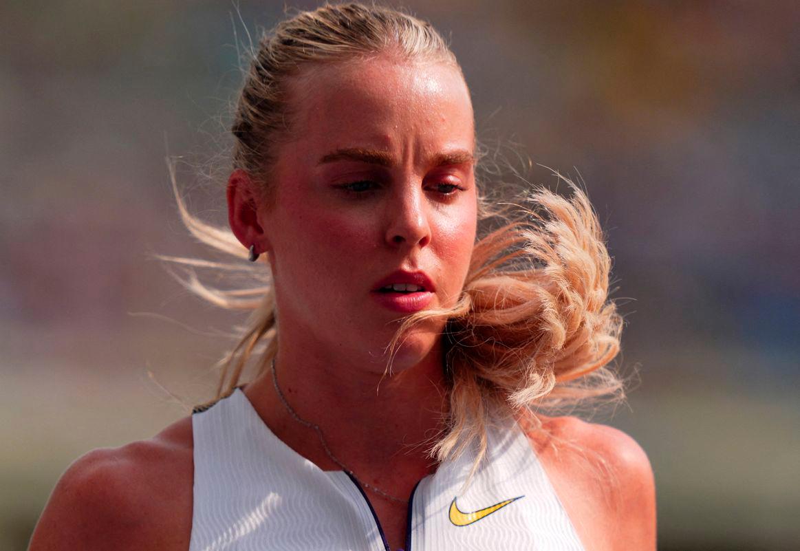 Athletics - Diamond League - Silesia - Silesian Stadium, Chorzow, Poland - August 16, 2025Britain's Keely Hodgkinson before the start of the Women's 800m Final - REUTERSPIX