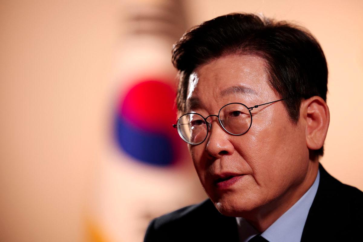 South Korean President Lee Jae Myung pauses as he answers a reporter's question during an interview with Reuters at the Presidential Office in Seoul, South Korea, September 19, 2025. - REUTERSPIX