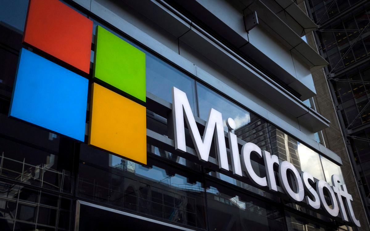 FILE PHOTO: A Microsoft logo is seen on an office building in New York City in this July 28, 2015 file photo. REUTERS/Mike Segar/Files/File Photo