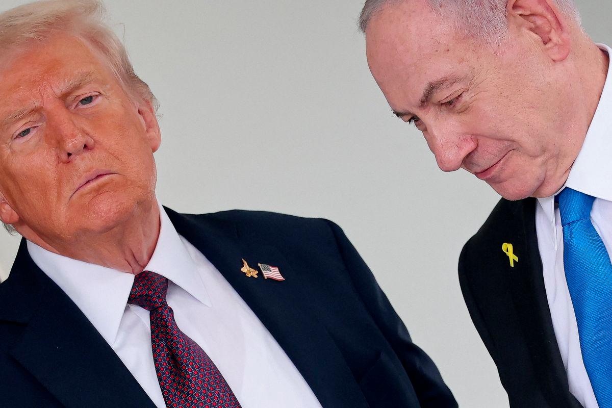 U.S. President Donald Trump welcomes Israeli Prime Minister Benjamin Netanyahu at the White House in Washington, D.C., U.S., September 29, 2025. - REUTERSPIX
