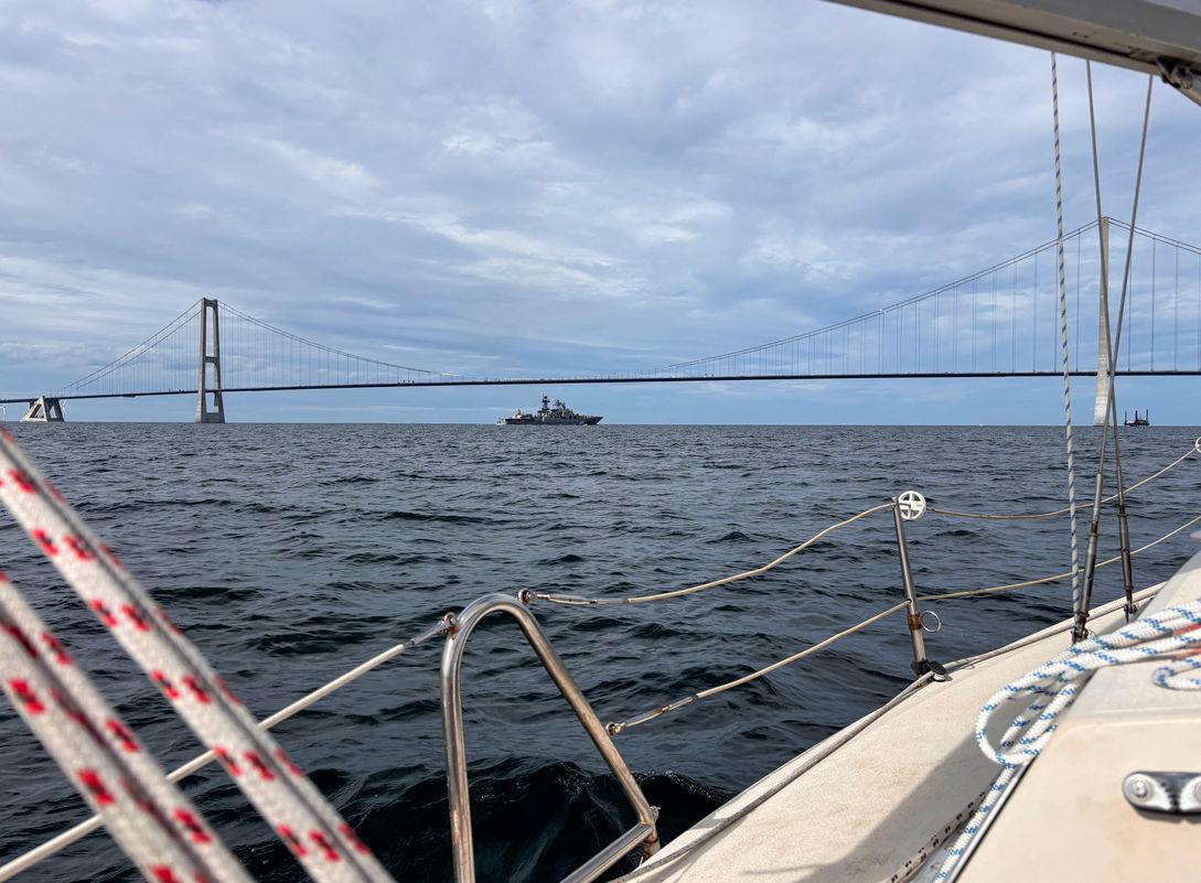 Russian navy vessel 'Vice-Admiral Kulakov', a Udaloy I-class destroyer, sails through the Great Belt Strait, Denmark, August 31, 2025. - REUTERSPIX