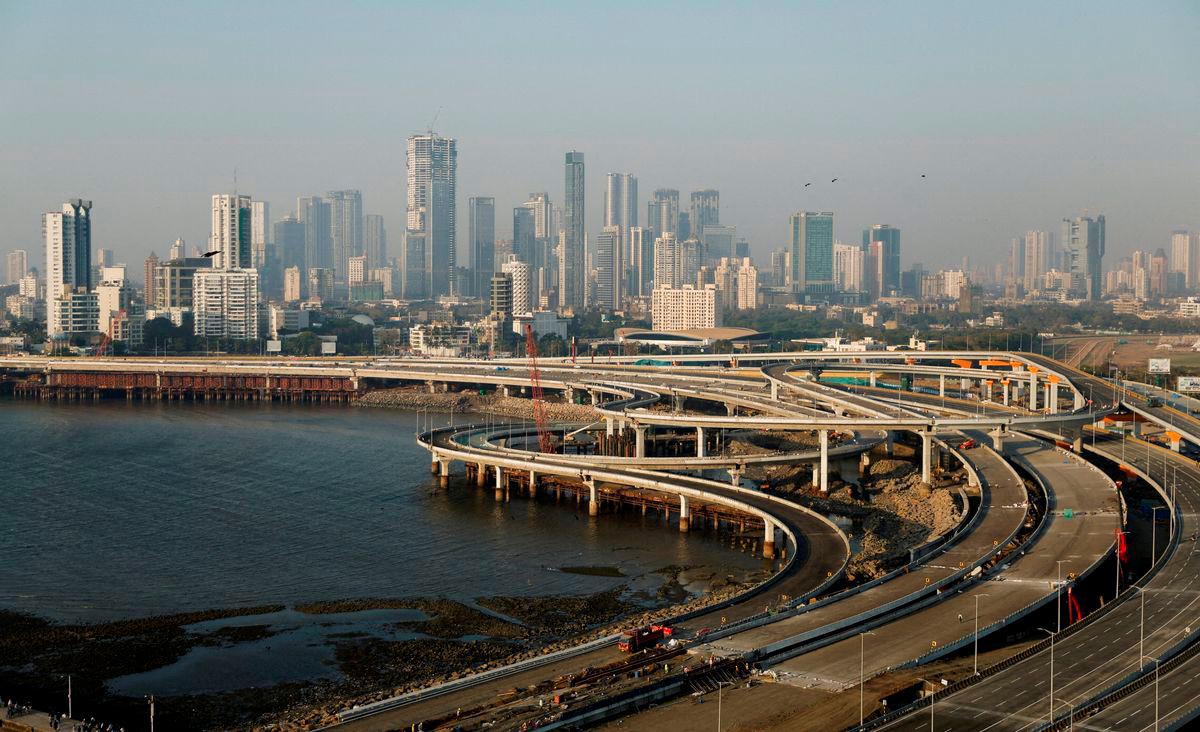 FILE PHOTO: A general view of the upcoming coastal road in Mumbai, India, March 7, 2024. REUTERS/Francis Mascarenhas/File Photo