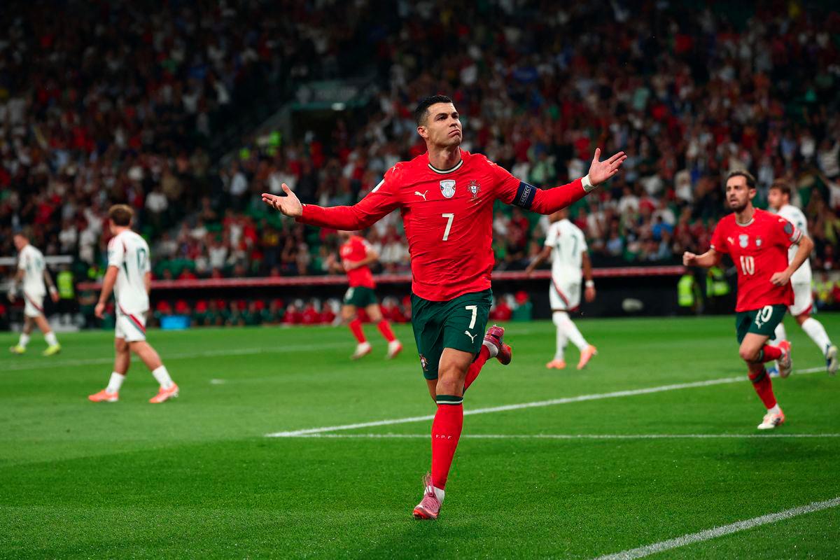 Football - FIFA World Cup - UEFA Qualifiers - Group F - Portugal v Hungary - Estadio Jose Alvalade, Lisbon, Portugal - October 14, 2025Portugal's Cristiano Ronaldo celebrates scoring their first goal - REUTERSPIX