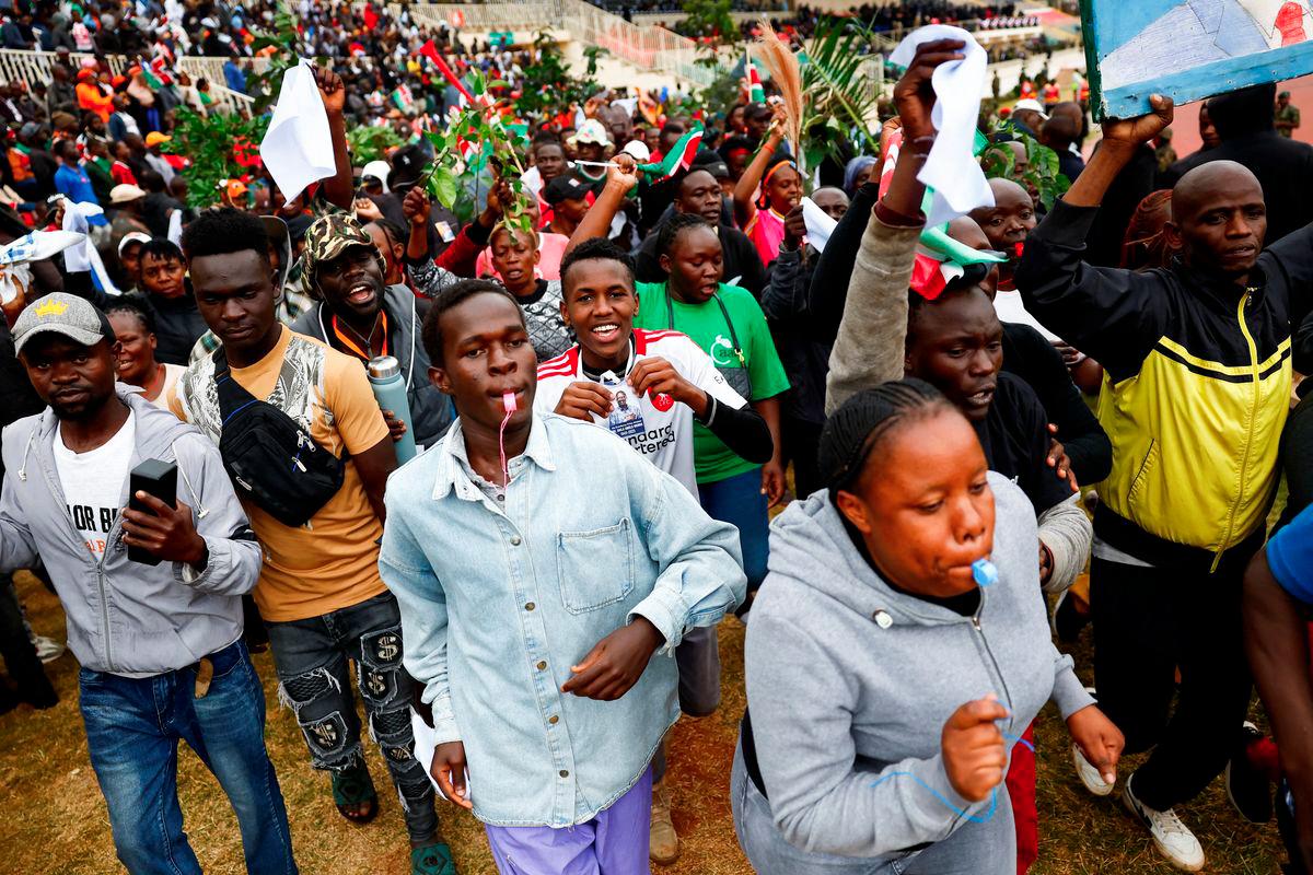Mourners attend a requiem for former Kenyan Prime Minister Raila Odinga, who died while receiving treatment in India, inside the Nyayo National Stadium in Nairobi, Kenya October 17, 2025. - REUTERSPIX