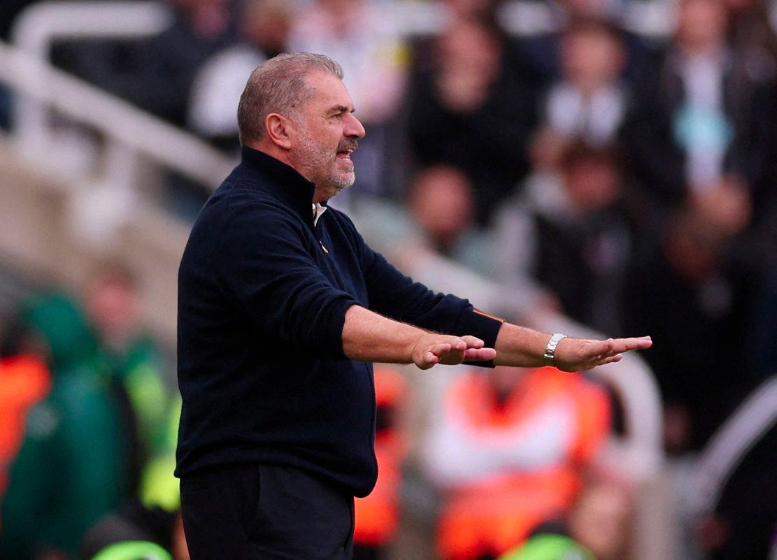 Football - Premier League - Newcastle United v Nottingham Forest - St James' Park, Newcastle, Britain - October 5, 2025Nottingham Forest manager Ange Postecoglou reacts Action Images via REUTERSPIX