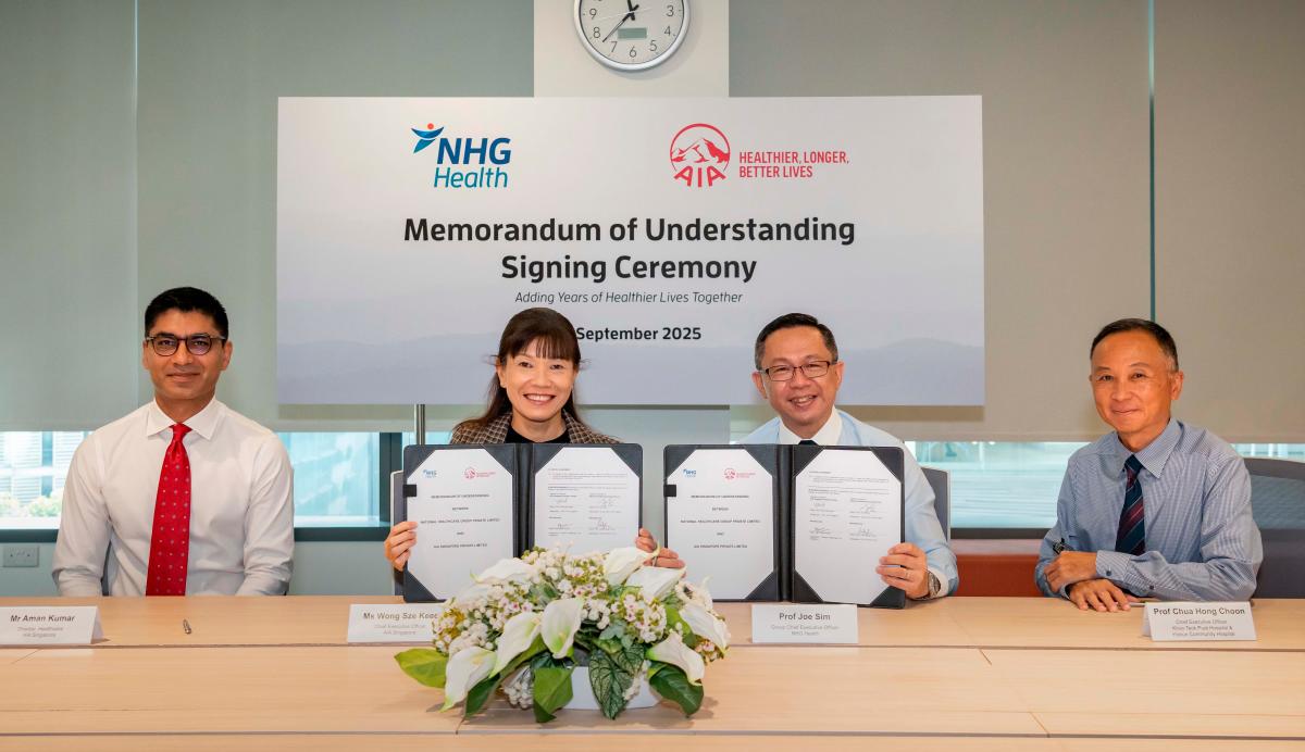 Pictured from left to right: Mr. Aman Kumar, Director of Healthcare of AIA Singapore, Ms. Wong Sze Keed, Chief Executive Officer of AIA Singapore, Professor Joe Sim, Group Chief Executive Officer, NHG Health, and Professor Chua Hong Choon, Chief Executive Officer of Khoo Teck Puat Hospital &amp; Yishun Community Hospital