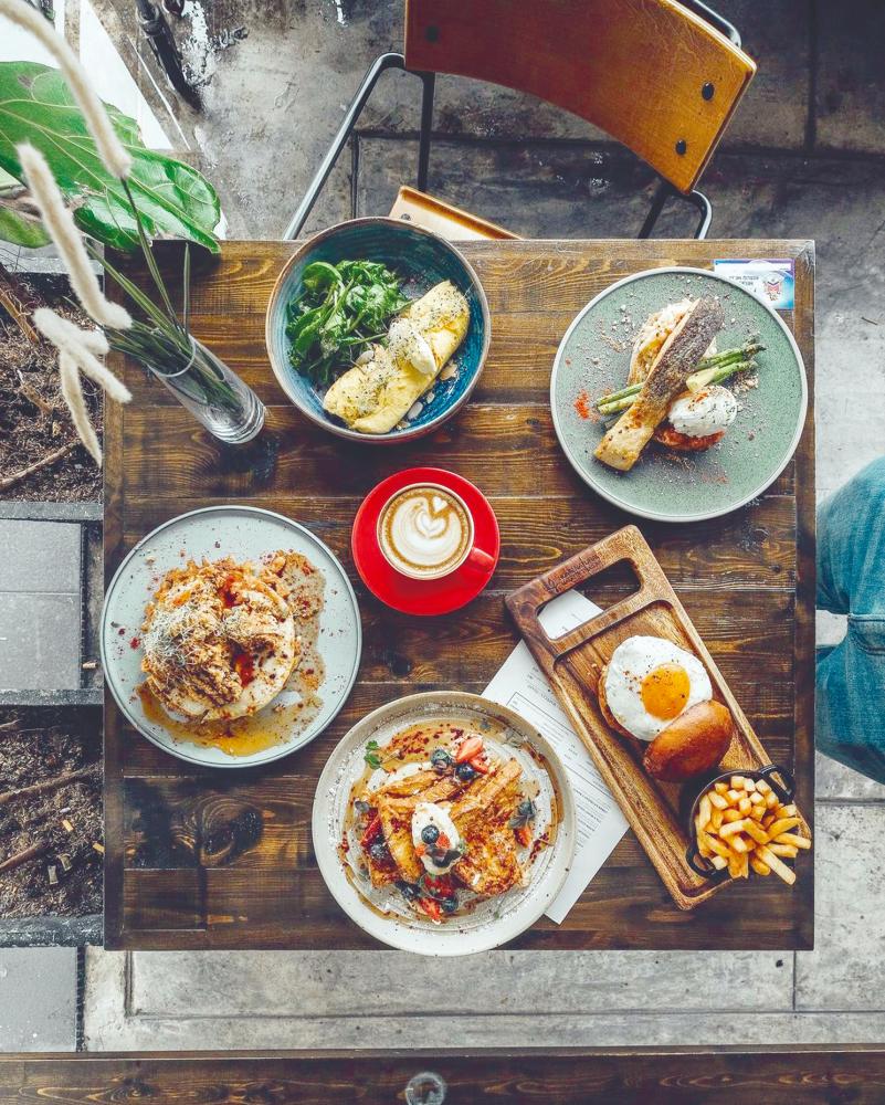 He first began taking pictures of food as a way to document how it was being presented. – Ryan Chew $!He first began taking pictures of food as a way to document how it was being presented. – Ryan Chew