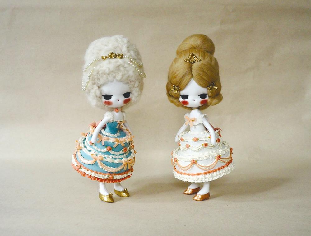 Dolls inspired by cakes. Miss Blue Velvet and Vanilla Buttercream $!Dolls inspired by cakes. Miss Blue Velvet and Vanilla Buttercream