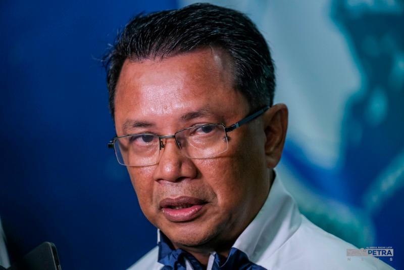 Tan Sri Mohamad Norza Zakaria says he feels Malaysia should now focus on sports that will offer more gold medals such as athletics and swimming when participating in sports competitions//Bernamapix