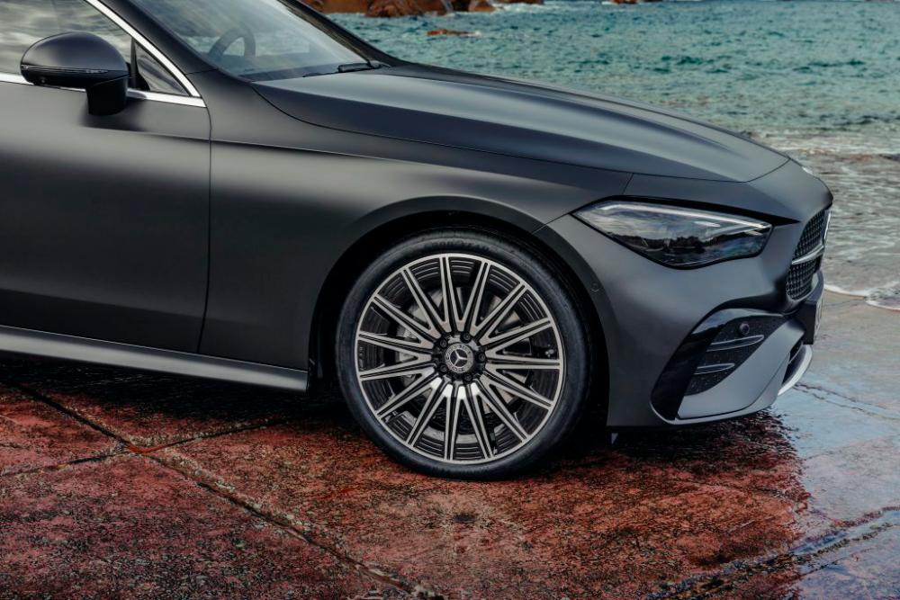 New Mercedes CLE Coupe Launched, Replaces C-Class And E-Class Coupe $!New Mercedes CLE Coupe Launched, Replaces C-Class And E-Class Coupe
