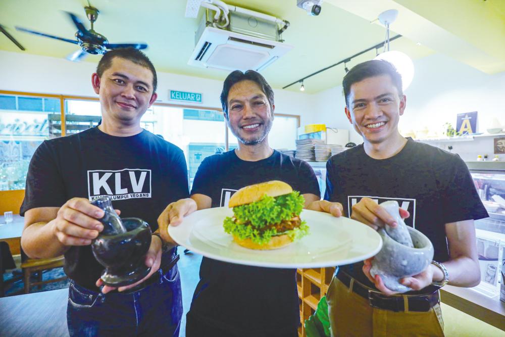 $!(from left) Ser Vegano Sdn Bhd’s Operation Manager Hishamuddin Abdul Halim, the founder of SALA Fauzi Hussein and SALA Malaysia’s Business Development and Marketing Manager, Berjaya Food International Syaffiq Ali.