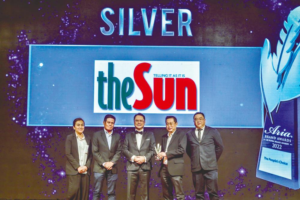 theSun takes home the Silver Award in the Media Networks category at the Putra Aria Brand Awards 2022. – ADIB RAWI/THESUN