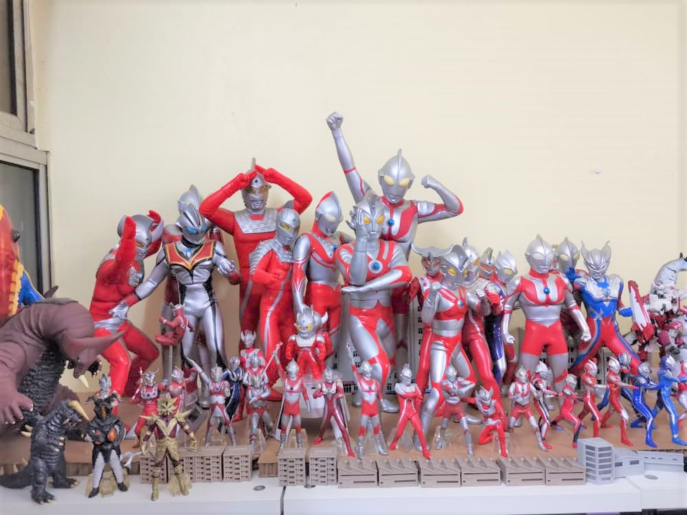 $!Part of Aber Hasyid showing Ultraman figures with the iconic red and silver colours. — Pix courtesy of ABERHASYID Photography