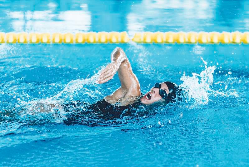 The number of calories burned by a swimmer depends on their weight and the intensity of their swim. – 123RF $!The number of calories burned by a swimmer depends on their weight and the intensity of their swim. – 123RF