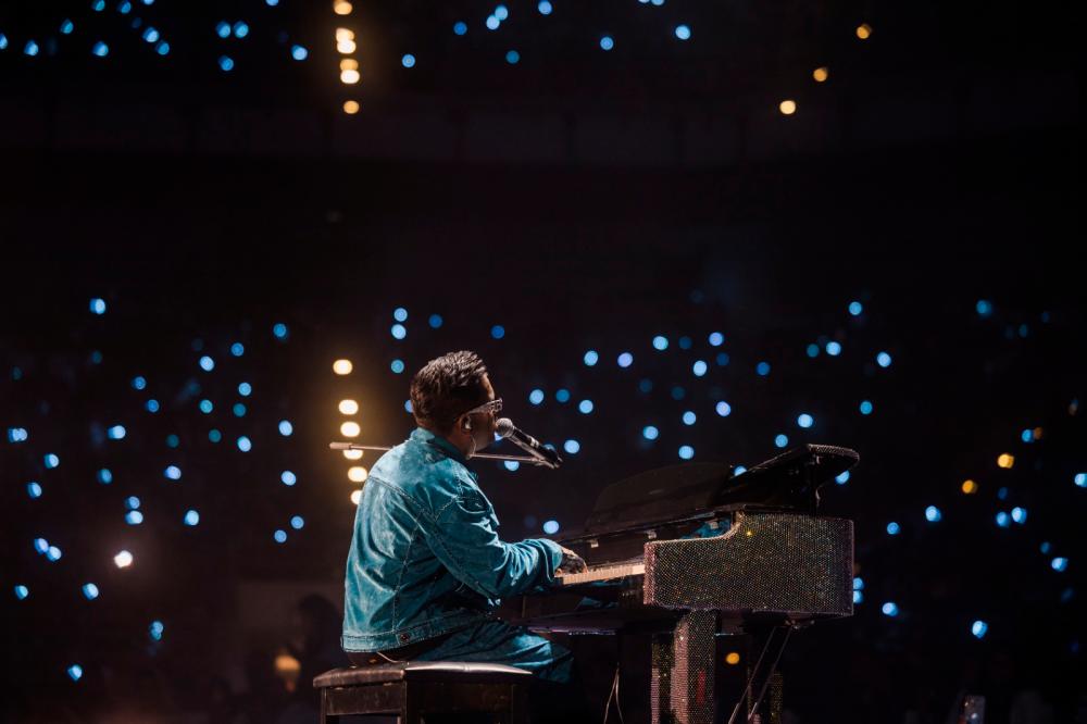 Delivering a mesmerising performance. $!Delivering a mesmerising performance.