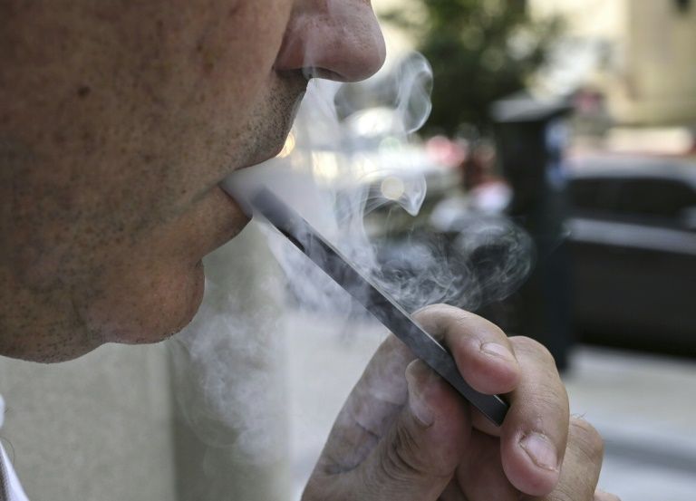 US state of Massachusetts bans all e cigarettes