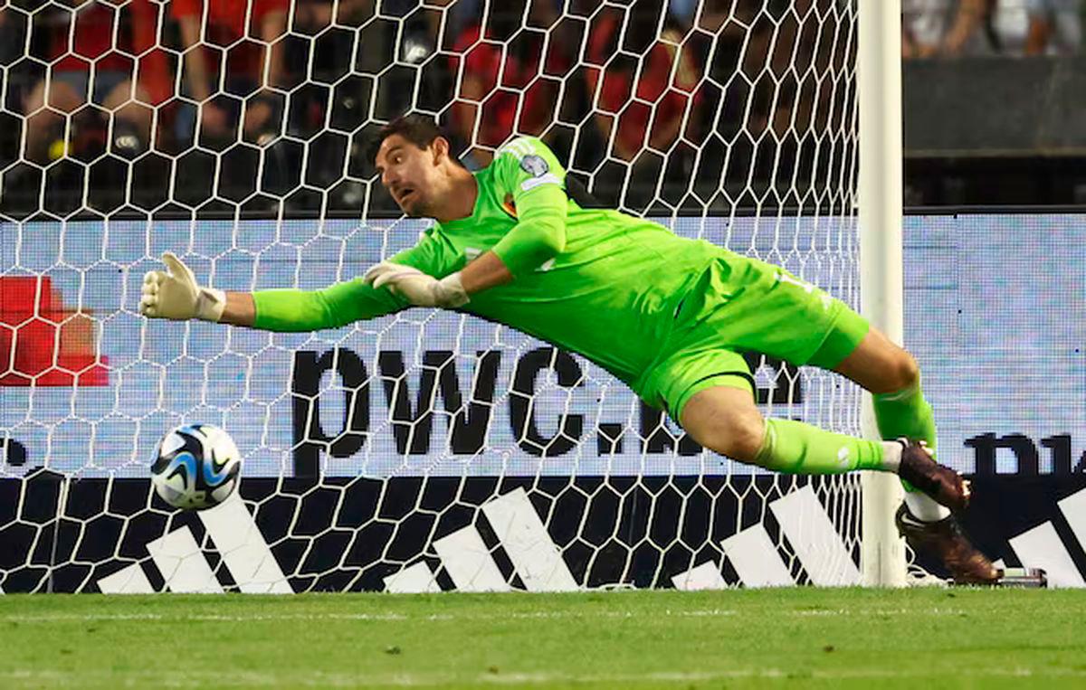 Thibaut Courtois in action REUTERS/Yves Herman/File Photo