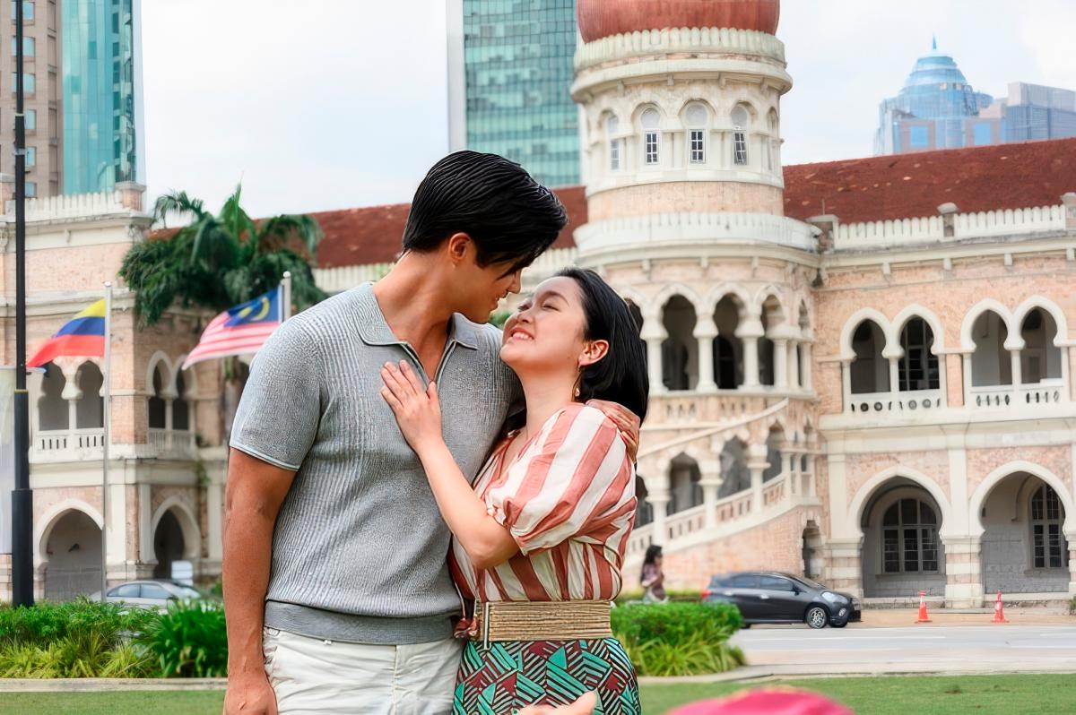 $!Worth the Wait features several local landmarks. – PIC BY KHEE ANG YEE