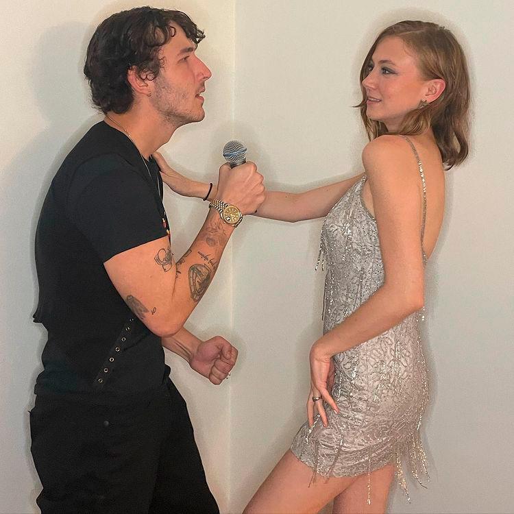 $!Frankie Jonas and girlfriend Anna Olson dressed up as his brother Joe Jonas and Taylor Swift. – INSTAGRAM/@franklinjonas