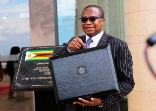 Zimbabwean gov’t to introduce sugar levy on beverages in cancer fight 