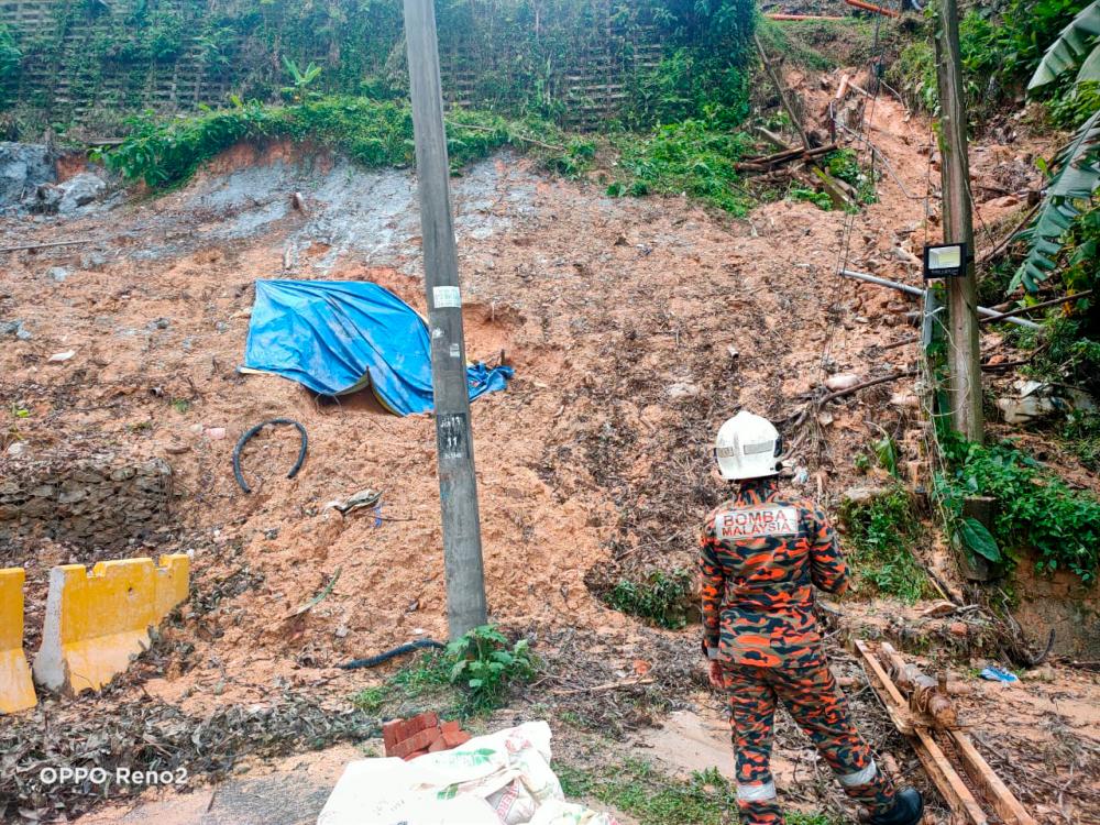 Gambar hiasan: Jabatan Bomba &amp; Penyelamat Malaysia