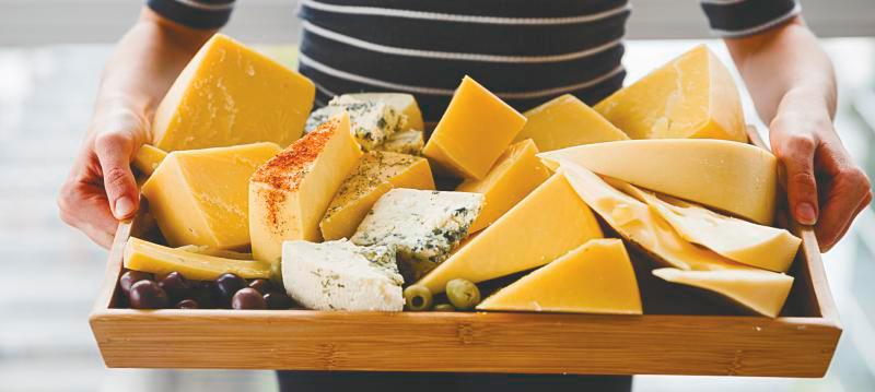Cheese is a versatile food that comes in numerous varieties, ranging from soft and creamy to hard and crumbly. – ALL PIX BY FREEPIK