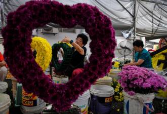 Penang makes final preparations to receive 10,000 visitors on Wesak Day