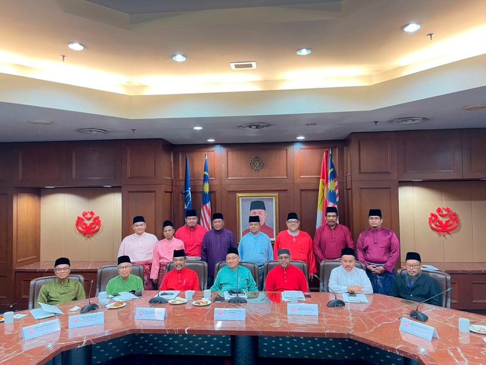 Supreme Meeting of the Umno Ulama Council (First Time) on Monday 27th February 2023 at Bangunan Dato’ Onn, WTC. Pix credit: Facebook/Majlis Ulamak Umno