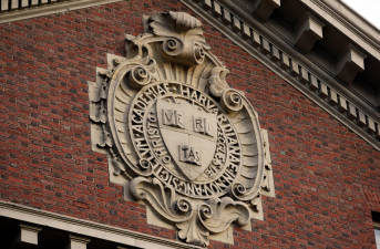 Isu visa: Pelajar Malaysia di Harvard boleh teruskan pengajian tanpa gangguan – KPT