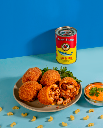 Ayam Brand™ invites M’sians to Makan Lain Macam with bold, creative recipes