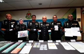 Palsu kad UNHCR: Lima warga Myanmar ditahan