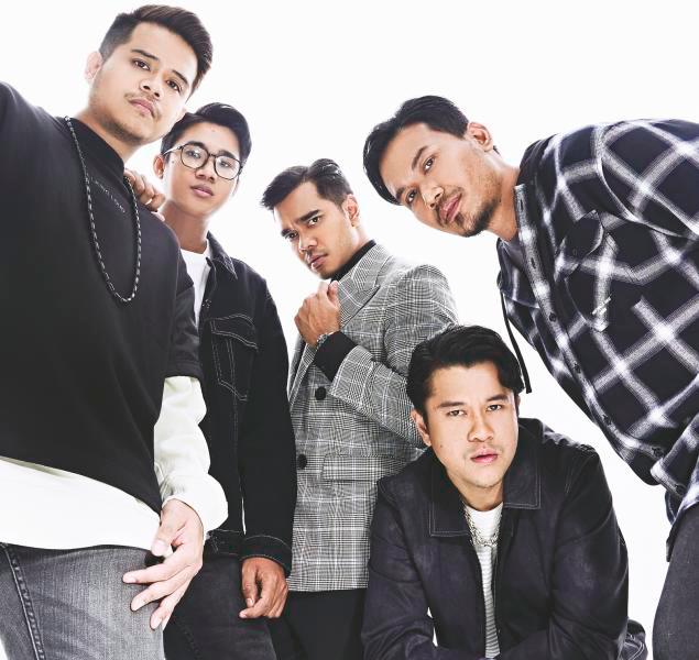 Alif Satar and The Locos.