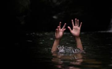 Three foreign workers found drowned after boat drifts ashore in Pasir Gudang