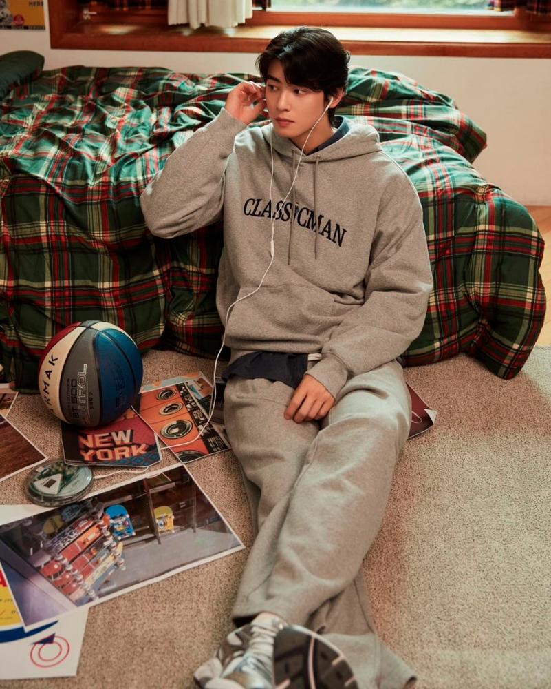Eun-woo has always been the centre of attention when it comes to fashion. $!Eun-woo has always been the centre of attention when it comes to fashion.