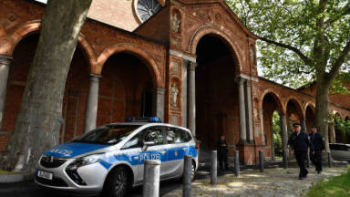 Taboo-breaking liberal mosque opens in Berlin