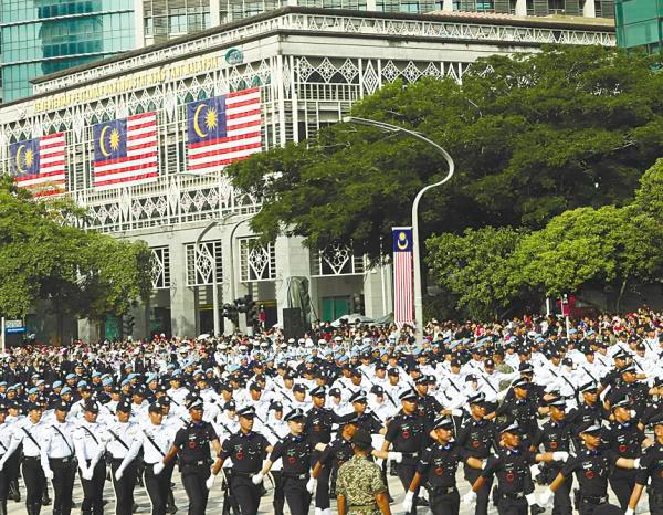 It is imperative to have a strong contingent of professionals within the police force to ensure that all situations are handled effectively and appropriately. – AMIRUL SHAFIQ/THESUN