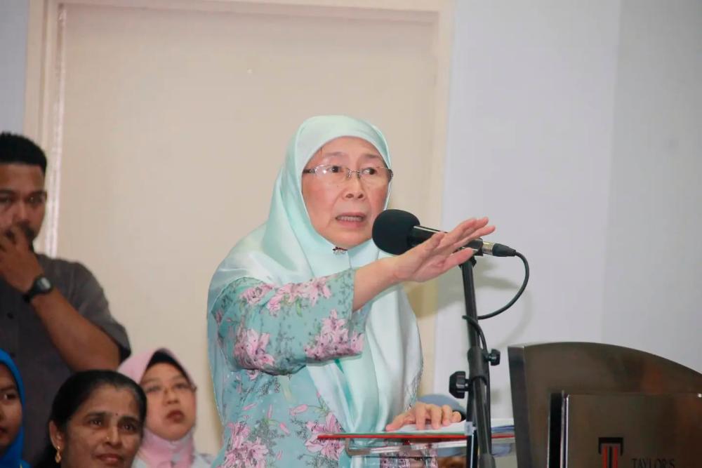 Ihsan gambar: Dr Wan Azizah Wan Ismail FB