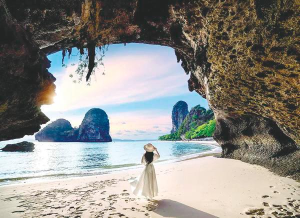 $!Phuket is a must-go for an amazing couple getaway experience. –VISITPHUKET