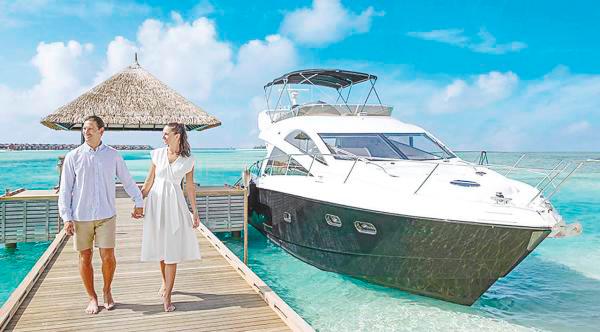 $!The pristine beaches of the Maldives, the island of love, are ideal for a romantic getaway. –NALADHU
