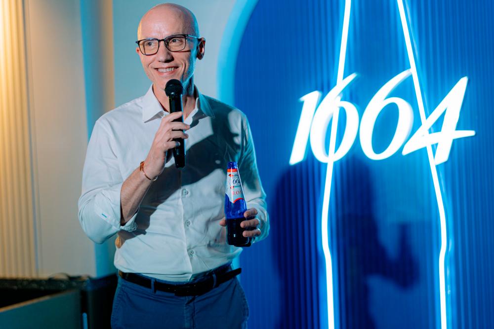 Managing Director of Carlsberg Malaysia, Stefano Clini gave a welcome speech during the event. $!Managing Director of Carlsberg Malaysia, Stefano Clini gave a welcome speech during the event.