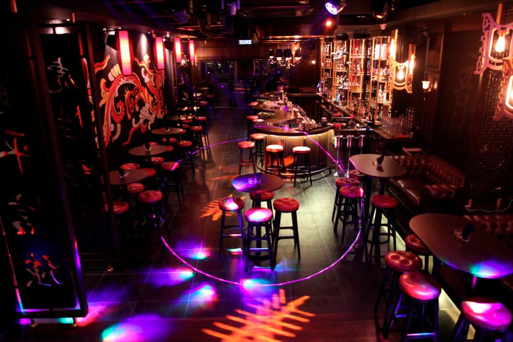 Electrifying ambience. – THE CITY LIST $!Electrifying ambience. – THE CITY LIST