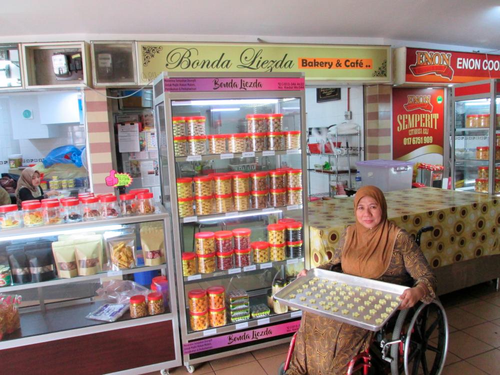 Noor Lizah operates her own bakery and cafe.