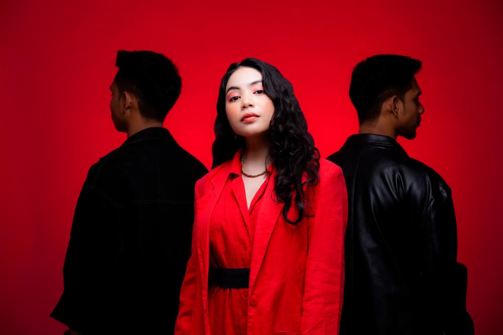 Khodi released her debut single Ke Mana in 2019, featuring R&amp;B twins Razqa. – PICTURE COURTESY SONY MUSIC MALAYSIA