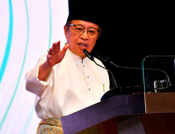 Premier Sarawak Tan Sri Abang Johari Tun Openg–fotoBernama