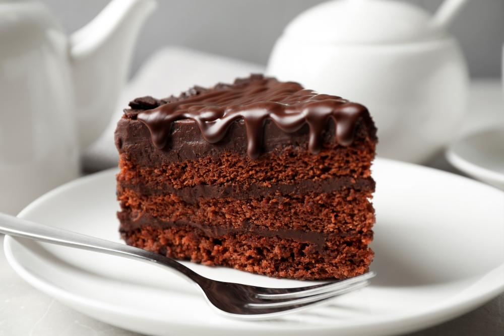 Chocolate fudge cake. – 123RF $!Chocolate fudge cake. – 123RF