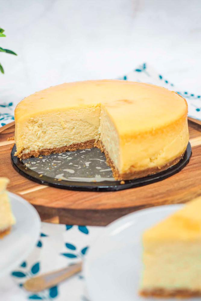 $!Durian cheesecakes are intensely creamy and pungent in flavour. – PINTEREST
