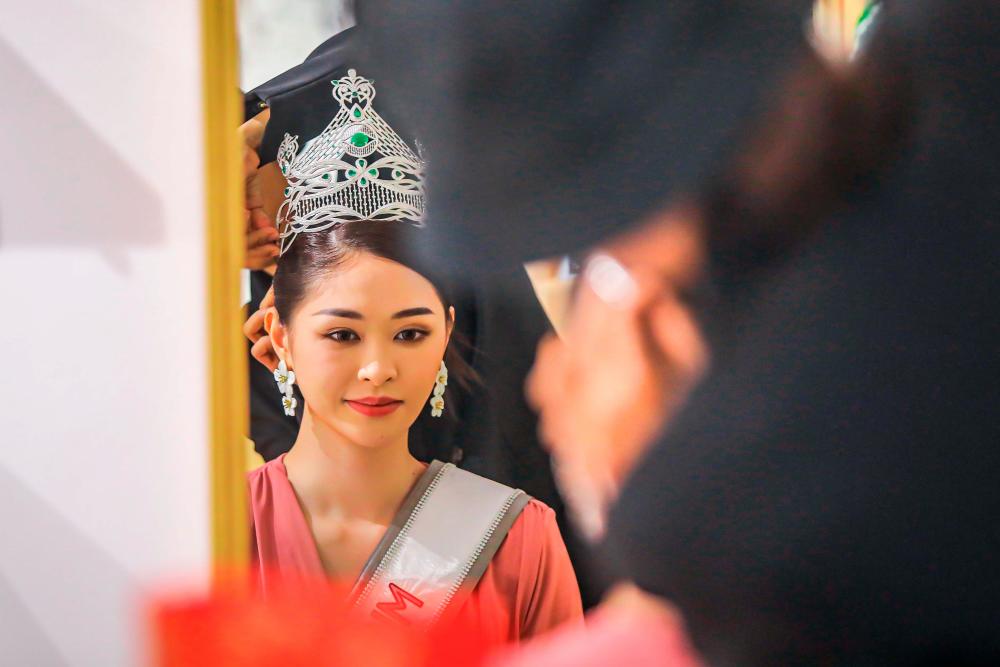 $!Lim was crowned Miss Universe Malaysia last month.