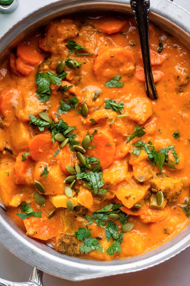 $!A creamy curry made with pumpkin for a hearty dish. – PIC FROM YOUTUBE @FOOD FAITH