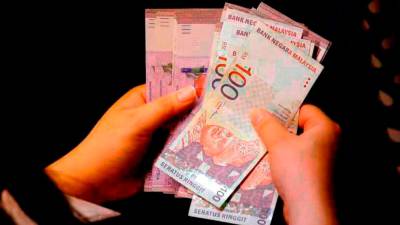 Ringgit opens higher against greenback on lower US dollar index